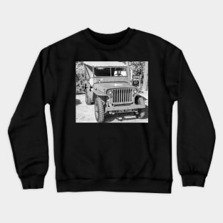 Front on view of World War 2 army jeep Crewneck Sweatshirt